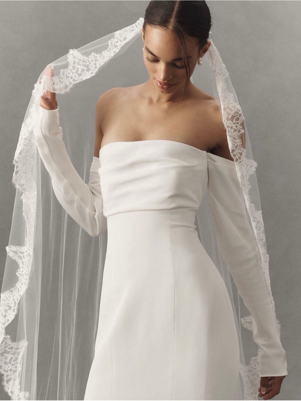 French Lace Trim Tulle Chapel Veil